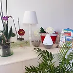 Il Giardino Fiorito بيت للعطل *