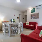 Il Giardino Fiorito * ألغيرو